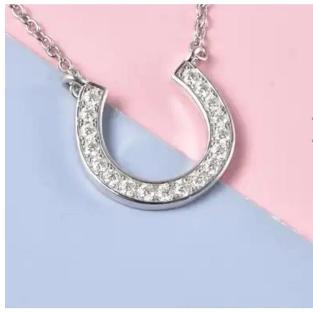 White moissanite Horse shoe necklace